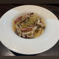 木の子とアンチョビのパスタ