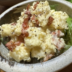 カリカリベーコンのポテトサラダ