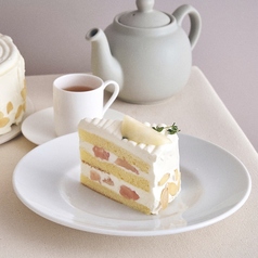 “岡山白桃”のショートケーキ