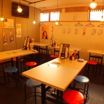 ２階フロアは20名程度のご宴会なら貸切もOK！