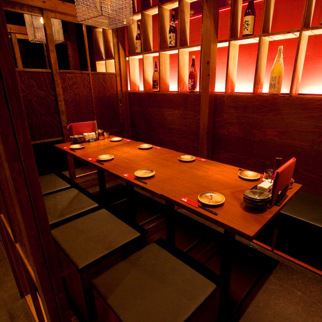 こちらはシーンを選ばず利用出来る２F完全個室☆２名様～最大４０名様迄ご利用出来ます☆