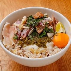 整う、丼