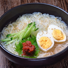 〆の冷麺が大人気です♪