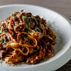 牛ほほ肉のラグー・タリアテッレ