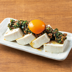 肉そぼろのニラダレ冷奴/長なすの浅漬け　各