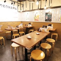 6名様までご利用いただけるテーブル席です。