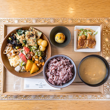 おばんざい Cafe&meのおすすめ料理1