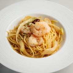 海老とセロリのペペロンチーノ
