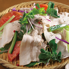 もち豚の冷しゃぶサラダ