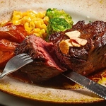 旬の食材を使用した当店オリジナル料理を多数ご用意！素材本来の旨味を存分にお楽しみください。