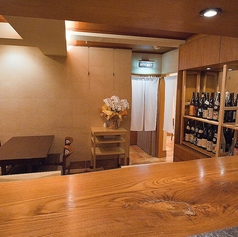 テーブル席16席ご用意しております。会社のお仲間やご友人などとゆっくりお座りいただけます。