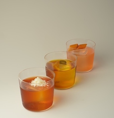 ※上記のネグローニを3種類ハーフサイズセット【2500円(税込)】でご提供も可能です。