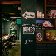 アメリカンな雰囲気を感じられる店内で楽しい時間！