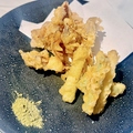 料理メニュー写真&nbsp;ホタルイカとアスパラおつまみ天ぷら　抹茶ソルトで