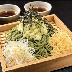 おろしわさびと葉わさびの茶そば