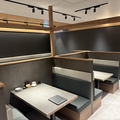 ワンランク上の世界の山ちゃん　山　クオーツ心斎橋店の雰囲気1