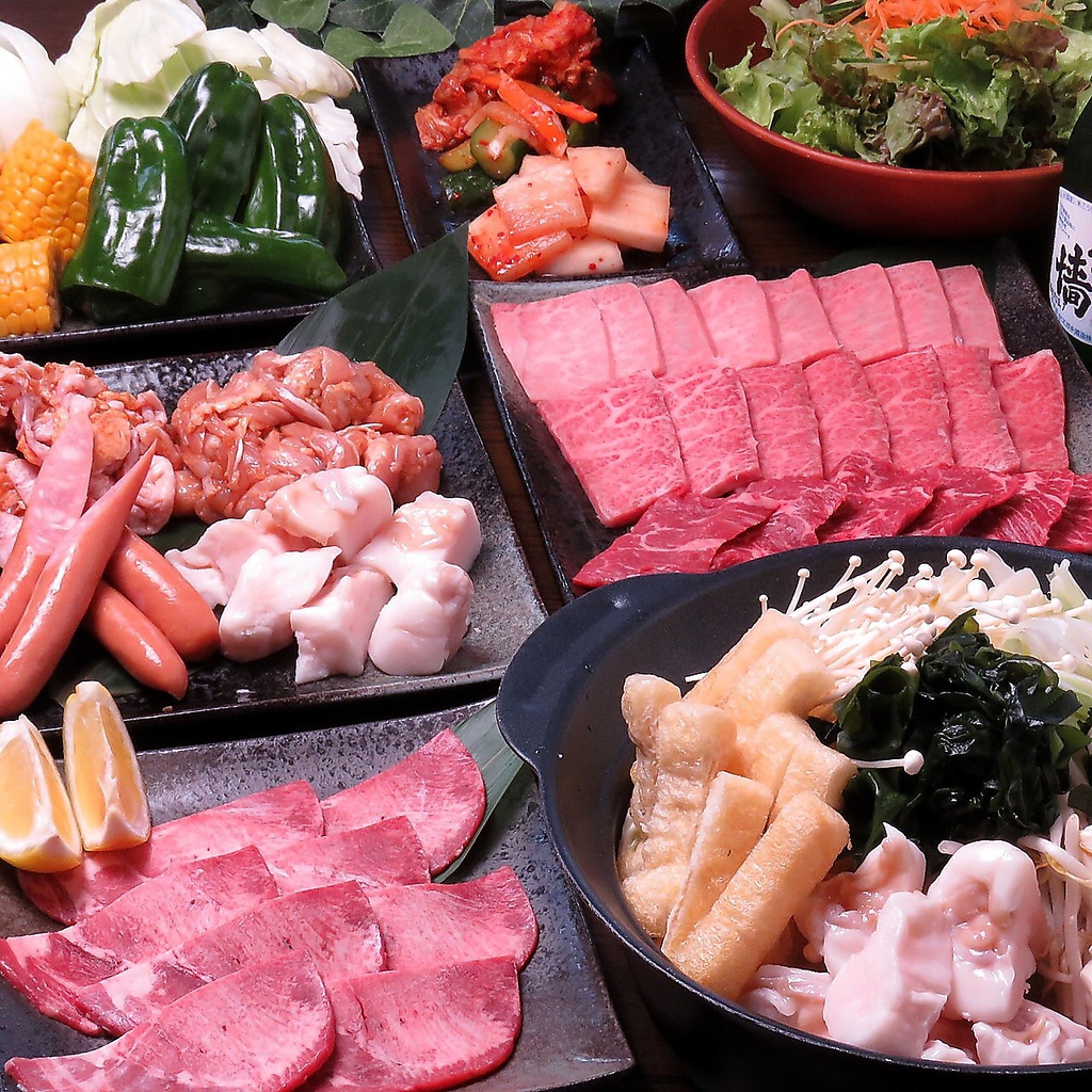 低価格、コストパフォーマンス重視！黒毛和牛をふんだんに使用したお肉を堪能できるコースをご用意　