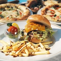 地元の食材をカジュアルに満喫できるアラカルトメニュー