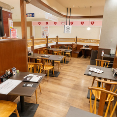 大人数での貸切OK♪20名様以上でのご利用なら、貸切もご相談いただけます◎橋本駅から徒歩5分という便利な立地にありながら、落ち着いてお食事を楽しめる心地よい空間を独占して、贅沢なパーティーはいかがでしょうか♪ご宴会や会食、大切なイベントなど、様々な場面に最適な洗練された雰囲気が皆様をお迎えいたします。