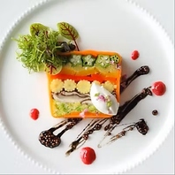 彩り鮮やかな創作フレンチをご堪能あれ！