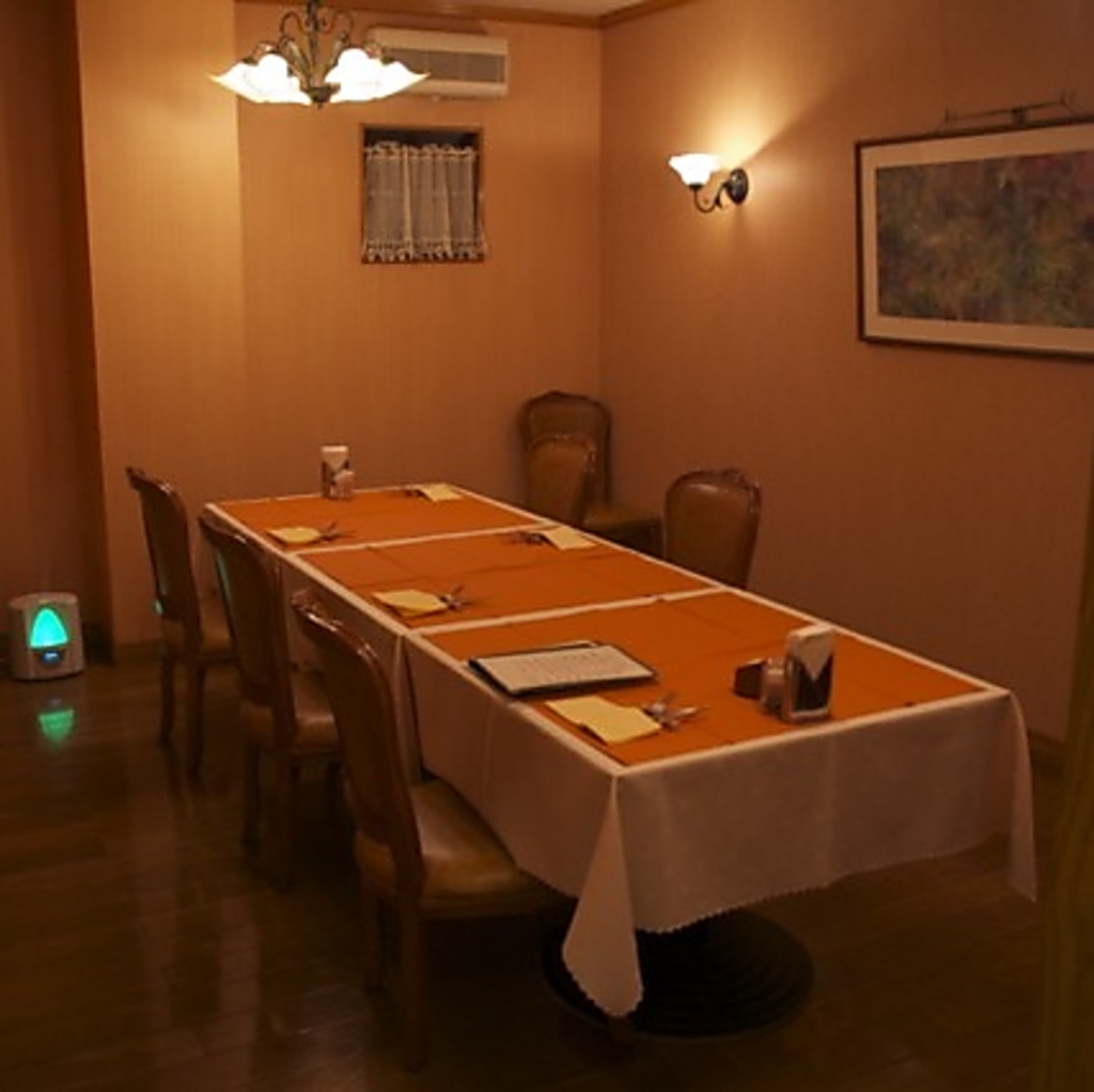 【ビジネスシーンにも】個室・半個室を完備。接待や会食にも大変おすすめ。コースは要予約で承ります