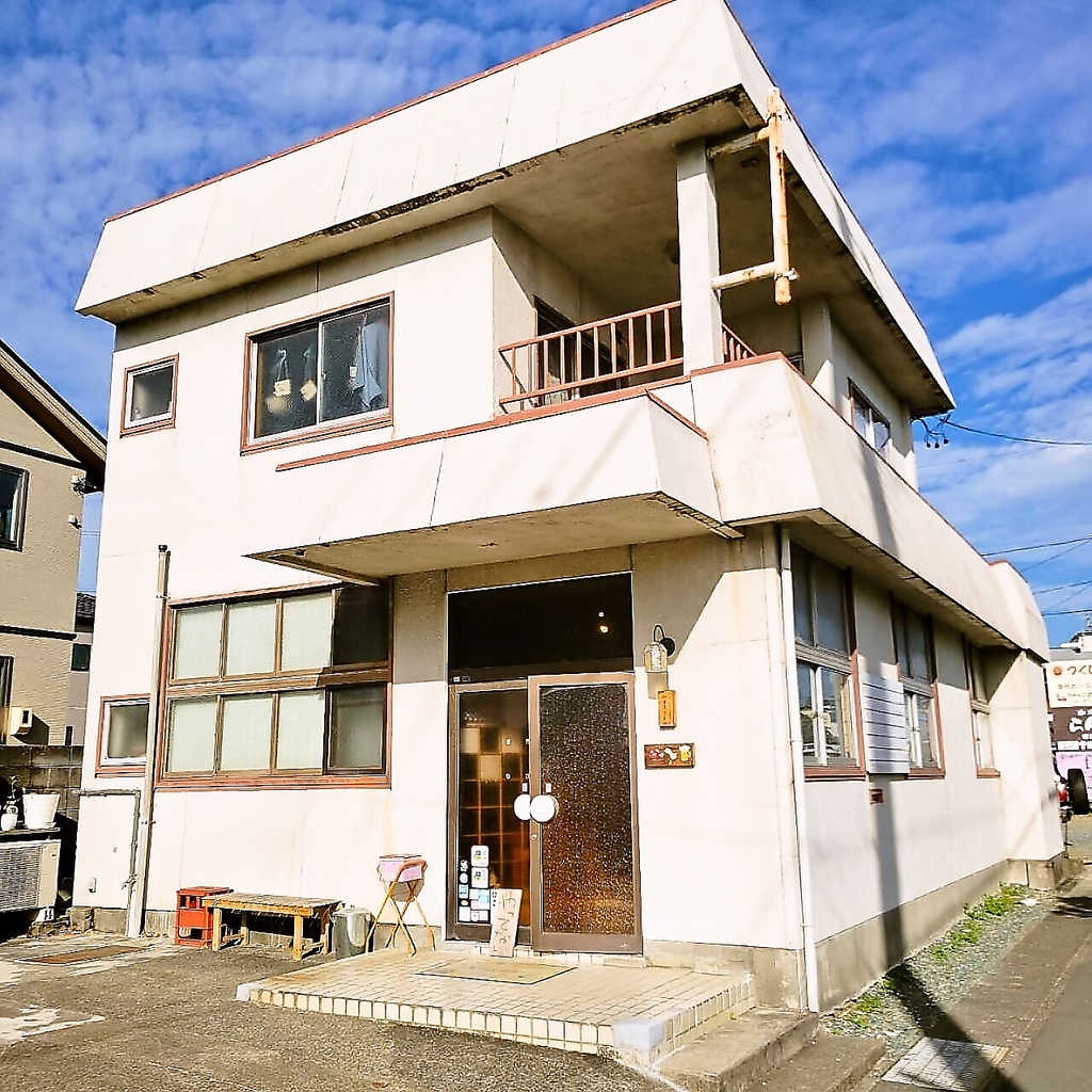 【大人の隠れ家】外観だけでは飲食店と気付かない方が多いかも？！それが隠れ家のようでお洒落です。