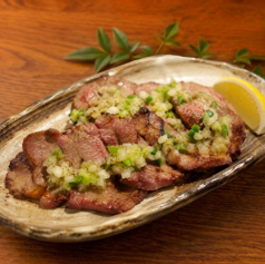 炭火焼ネギ塩牛タン