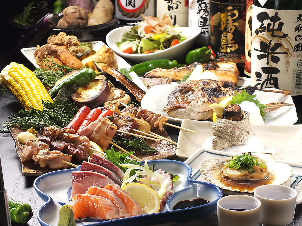 どれを飲んでも！どれを食べても！食べ飲み放題5000円！力丸といえばこれですね。