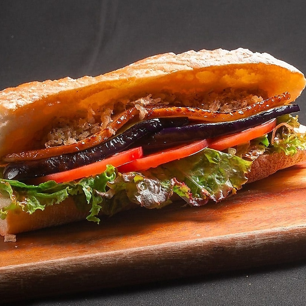 その日の気分に合わせてお好きな料理を是非お召し上がりください。お気に入りの一品が見つかるはず♪