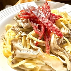 馬サラミとキノコ香るボスカイオーラ