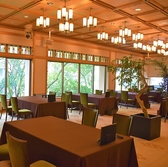 テーブルの作りは４名様までゆったりと座れるお席となっております