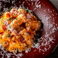 料理メニュー写真&nbsp;京都産濃紅たまごを使ったカルボナーラ・リガトーニ