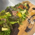料理メニュー写真&nbsp;【本日のサラダ】横須賀地野菜とヴルストのSimpleSalad
