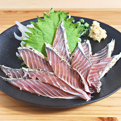 かつおの腹皮刺し