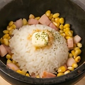 料理メニュー写真 【石焼】ベーコンとコーンのガーリックライス