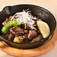 ベトナム風 パテ鉄板/炭火豚タン鉄板/牛やわらかハラミ　各