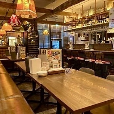 Oyster Bar ジャックポット 府中の雰囲気1