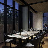 お客様だけの空間をお楽しみいただける完全個室席を完備しております。