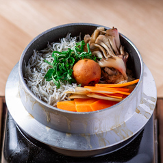 梅しらすの釜飯