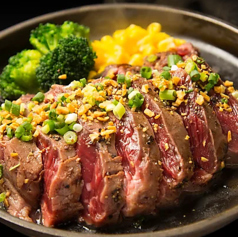 厳選肉の旨味と旬の野菜が織りなす、日常の小さな贅沢