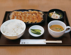 餃子歩兵 東日本橋店のおすすめランチ1