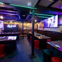 店舗貸切のご予約も大歓迎です。新大久保での様々なシーンに幅広くご対応いたしますので、ぜひお気軽にお問い合わせください。プライベートな空間をお過ごしいただけるよう、スタッフ一同サービスさせていただきます。居心地の良い空間と雰囲気に包まれながら、各種宴会、飲み会、接待、女子会などをお楽しみください。