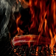 目の前で立ち上がる炎を眺めながら過ごす贅沢なひととき