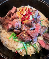 石焼ガーリックステーキライス