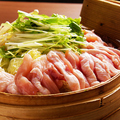 料理メニュー写真&nbsp;鶏と旬野菜の蒸篭鍋
