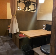彩り中華 まるなか笑店の雰囲気1