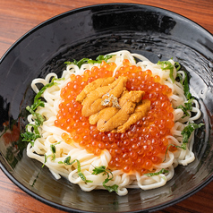 雲丹といくらのうどん(金粉のせ)