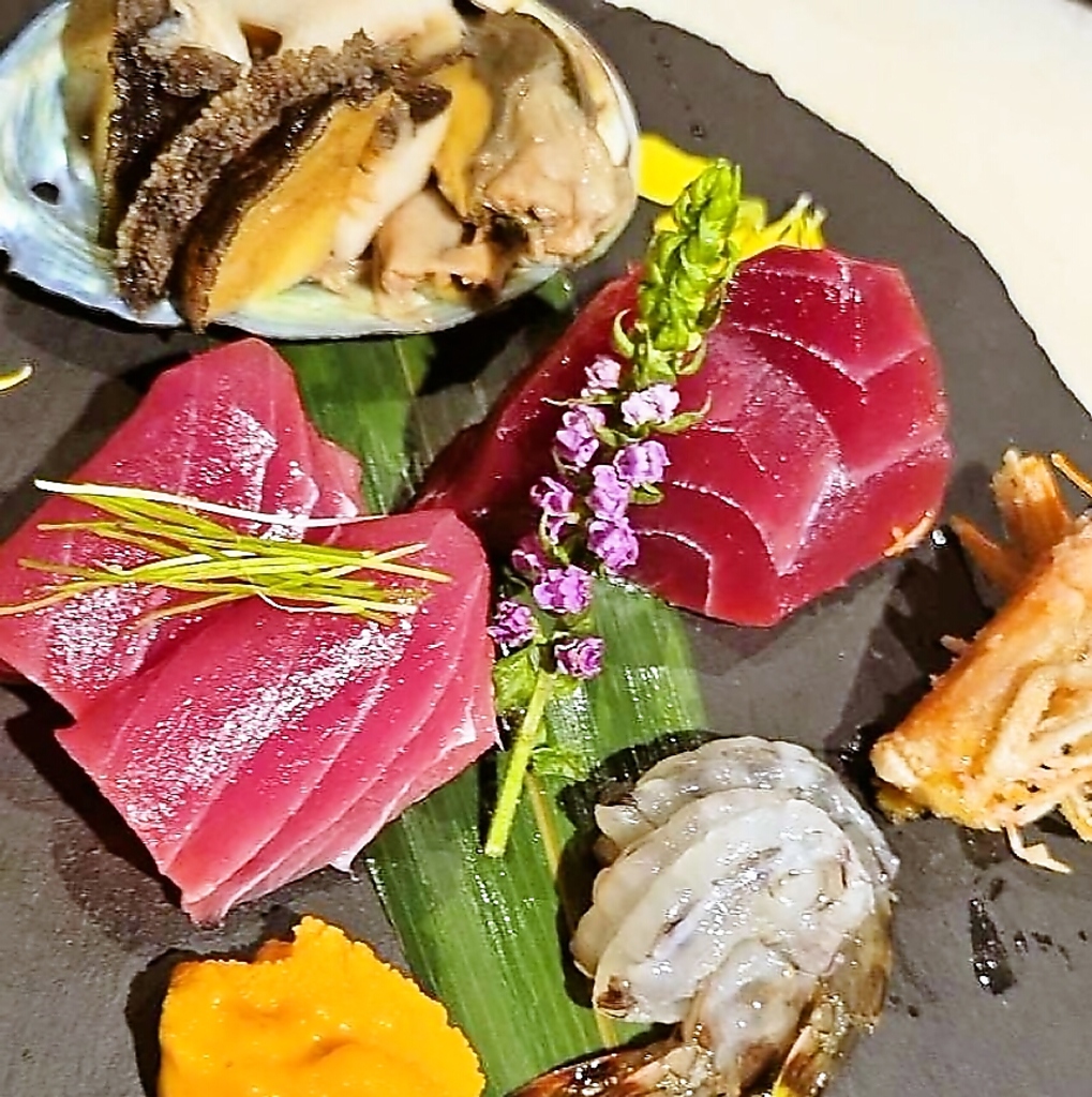 鮮度抜群の海の幸をご堪能ください！目利きのプロであるオーナーが仕入れた鮮魚は艶が違います。