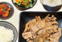 九州黒豚を使用した生姜焼きランチ定食
