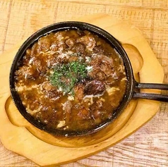 *牛すじのトロトロ赤ワイン煮込み*